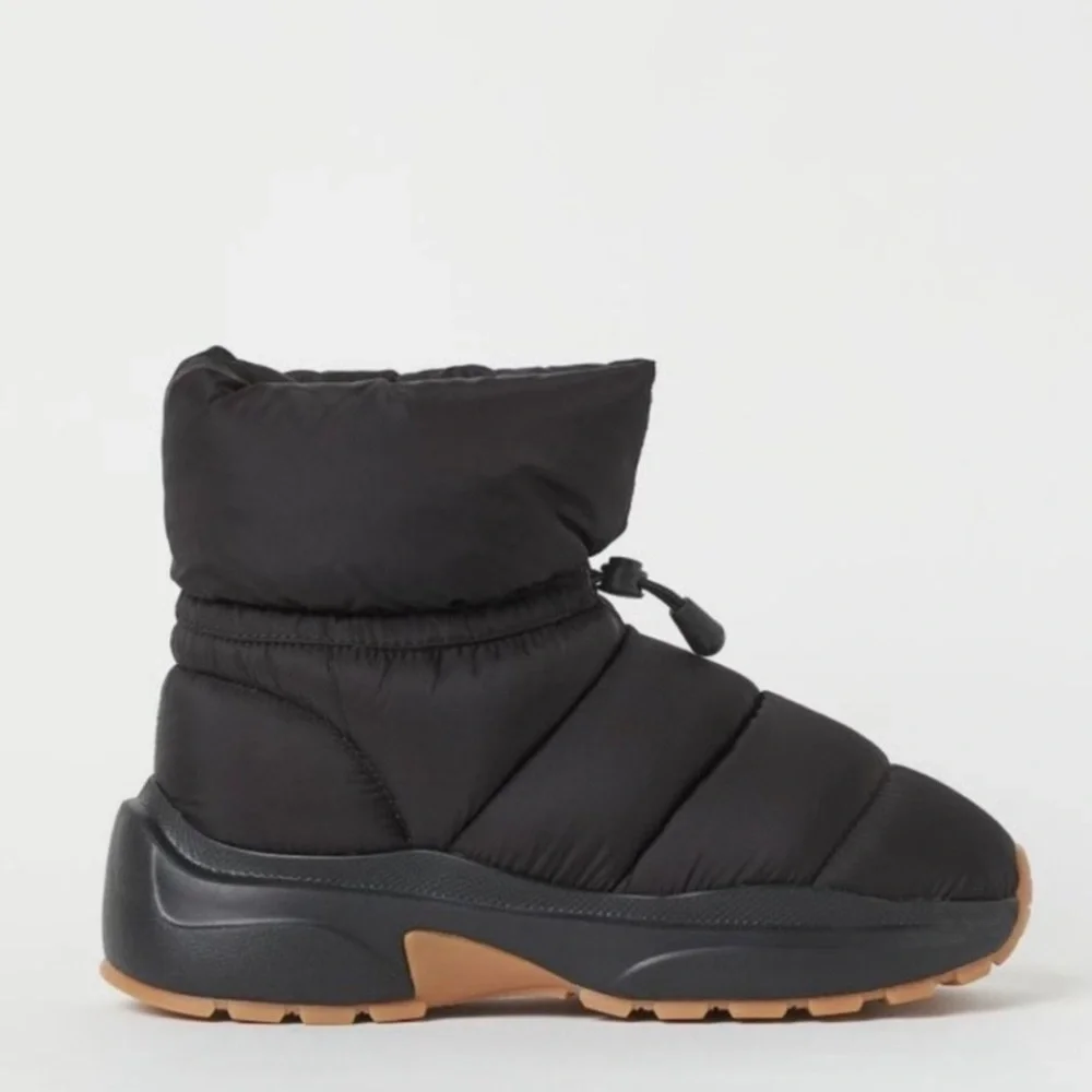 H&M stylish black
